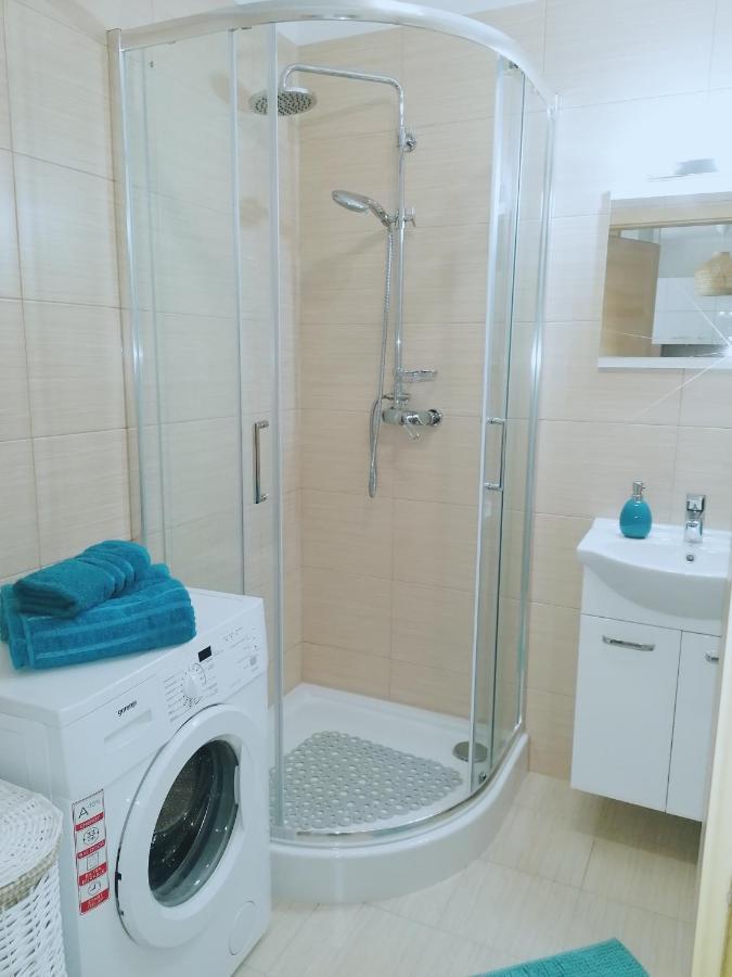 Apartament Turkus Z Ogrodem Kołobrzeg Buitenkant foto